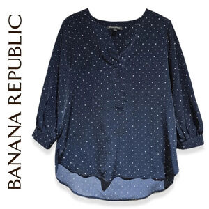 ✨️4/$20. BANANA REPUBLIC Long Sleeve Polka Dot High Low V-Neck Blouse, Petite S